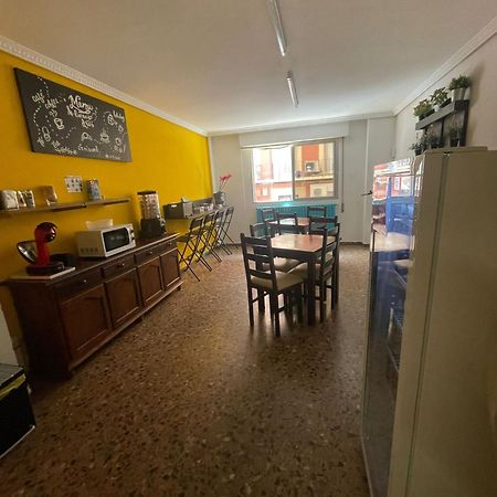 Hostal Milmarcos Zaragoza Exterior photo