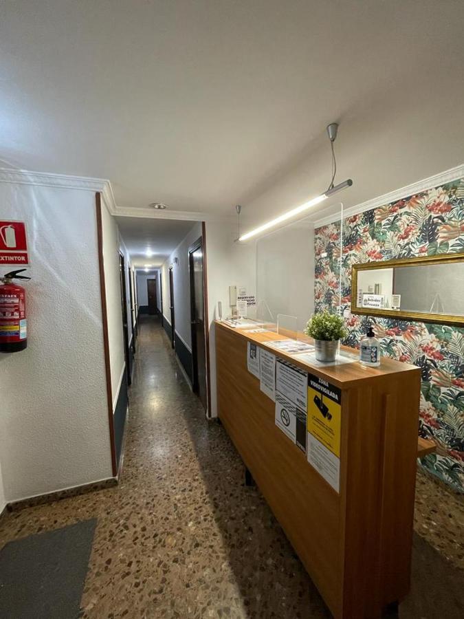 Hostal Milmarcos Zaragoza Exterior photo