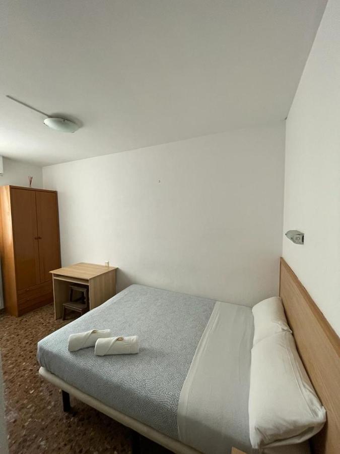 Hostal Milmarcos Zaragoza Exterior photo