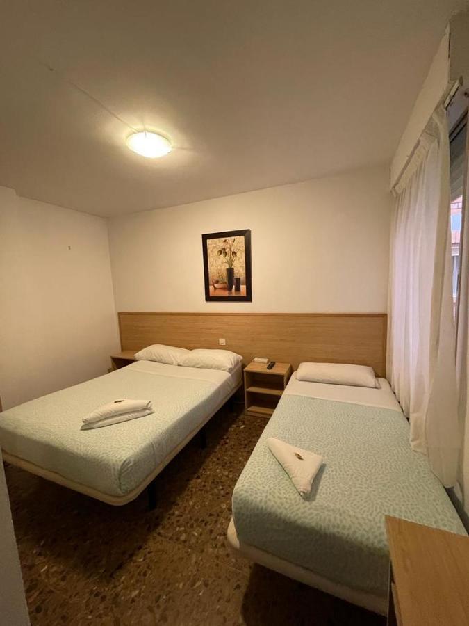 Hostal Milmarcos Zaragoza Exterior photo