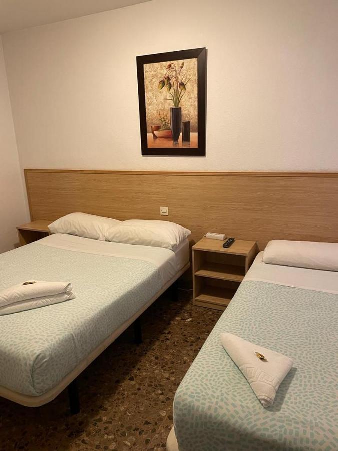 Hostal Milmarcos Zaragoza Exterior photo